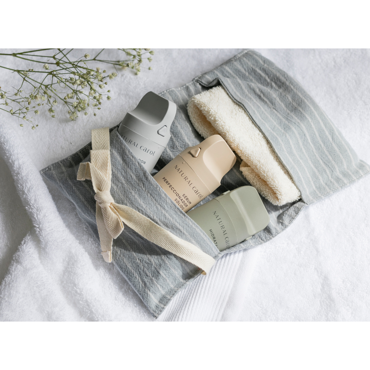 Kosmetyczka z 3 sztyftami do pielęgnacji twarzy Natural Carol