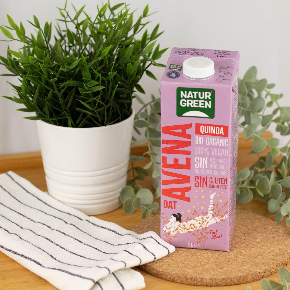 Glutenfri dryck av havre och quinoa NaturGreen 1 l