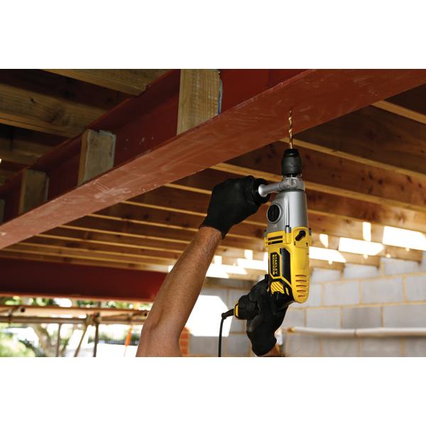 Set trapano a percussione 850W con valigetta Stanley