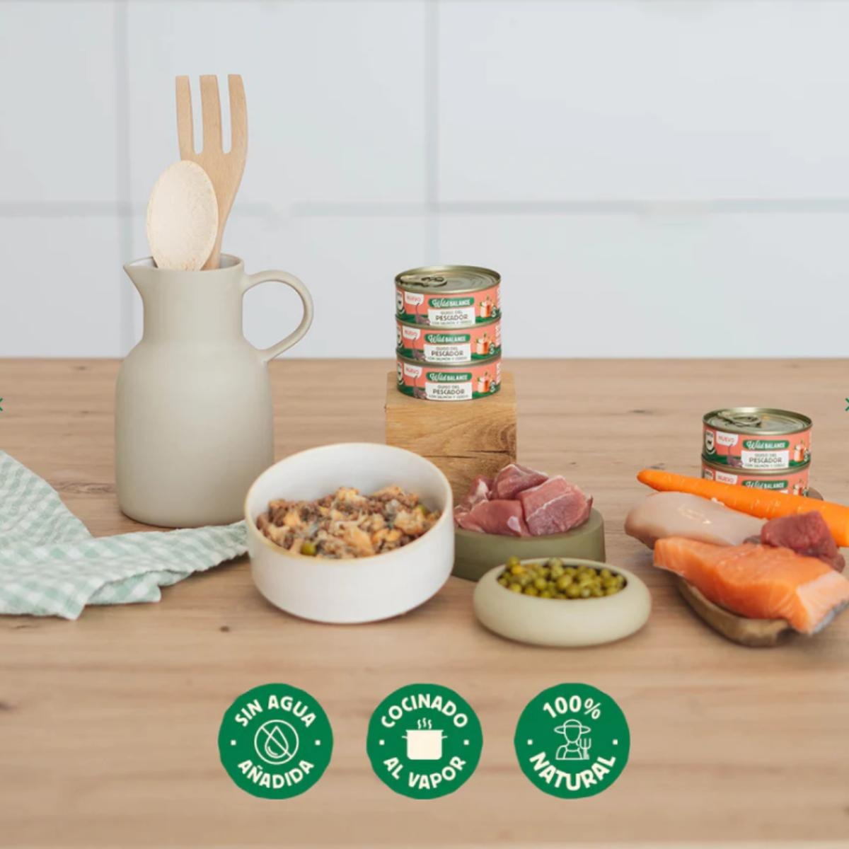 Zestaw rybny z łososiem i wieprzowiną dla kotów 6 x 80 g Wild Balance