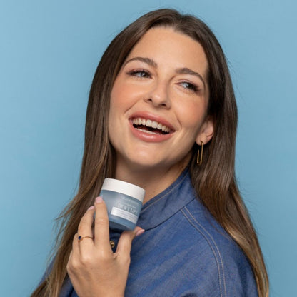 KREM DZIENNY UJĘDRNIAJĄCY DEWY LIFT RICH – SKÓRA SUCHA Z 2% EGZOSOMAMI 50 ML