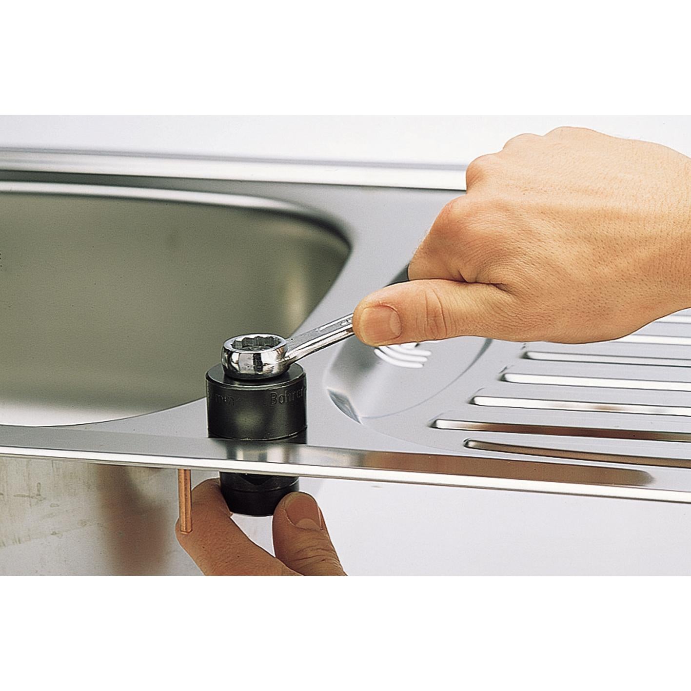 1 Wolfcraft hole saw for taps Ø 28 (1 1/8")