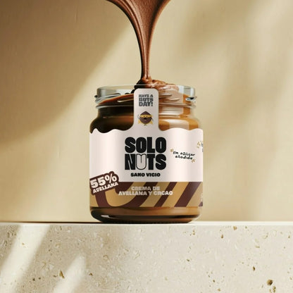 Kakao- och hasselnötskräm 55 % Solo Nuts 200 g