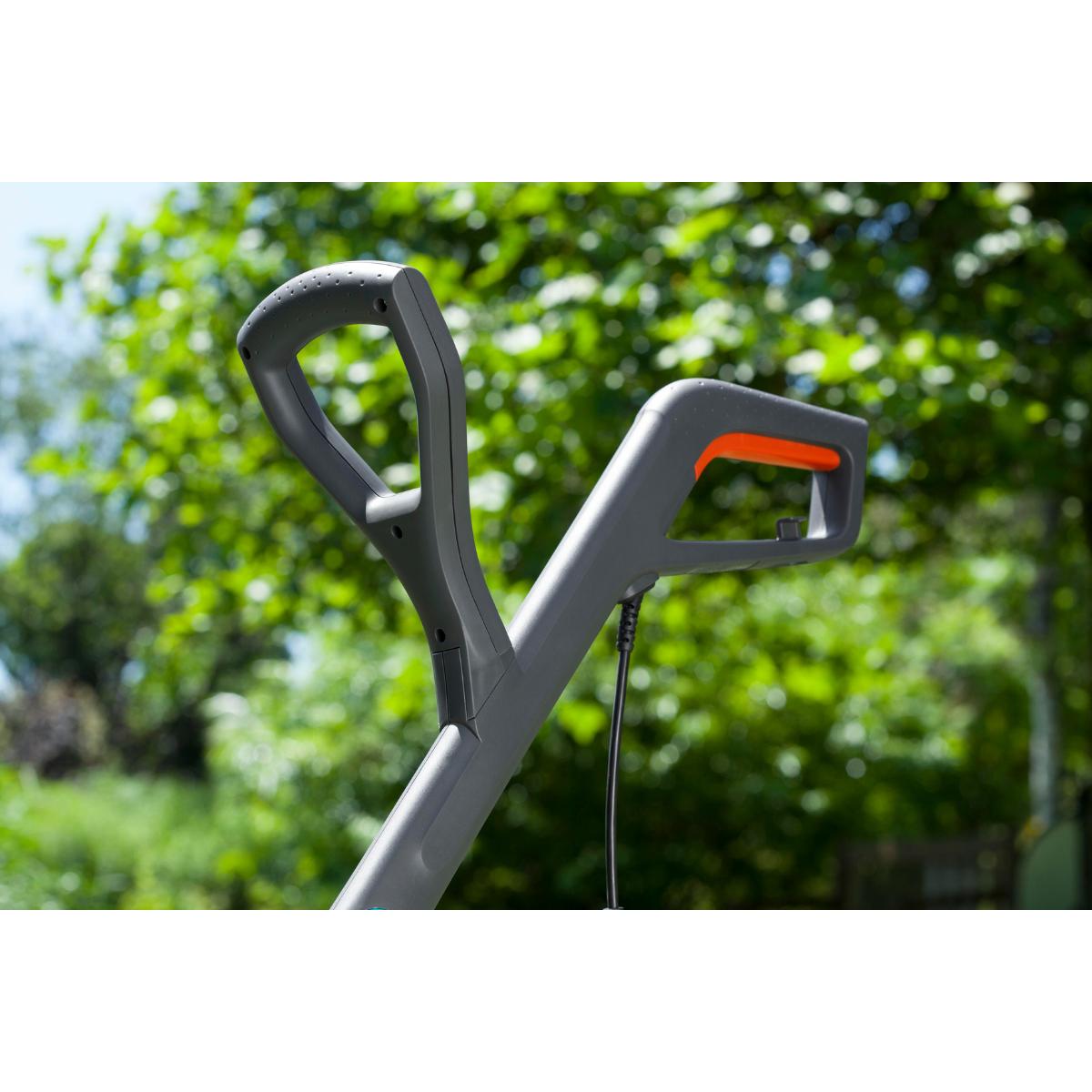 Gardena Smallcut Plus Grass Trimmer 350/23