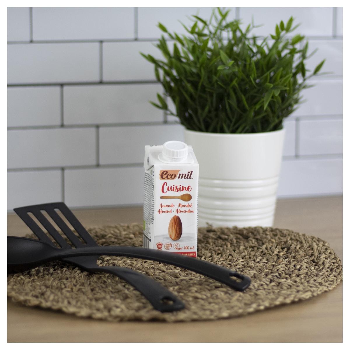 Crème végétale d'amandes sans sucre Bio Cuisine Nature Ecomil 200 ml