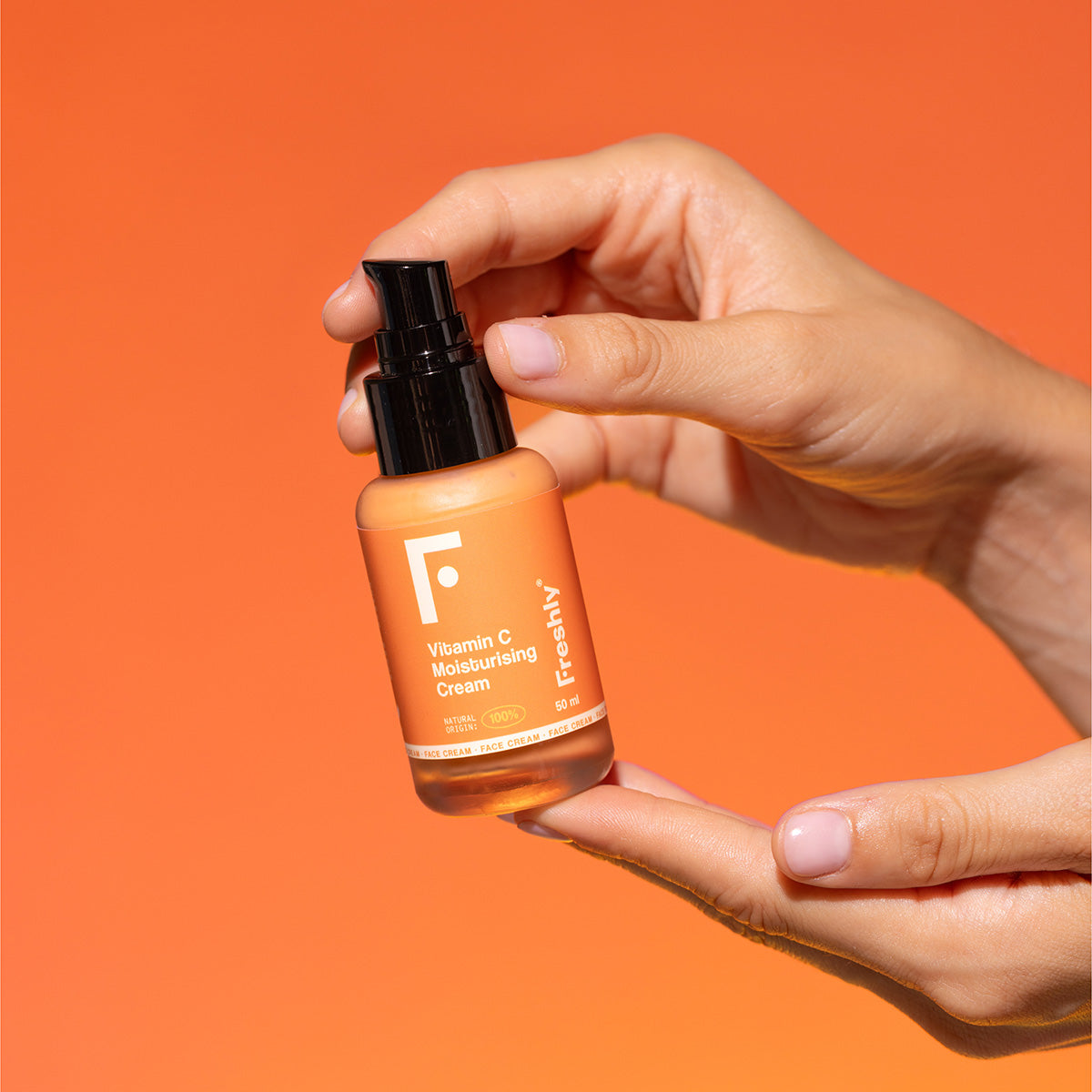 Krem nawilżający z witaminą C Freshly Cosmetics 50 ml