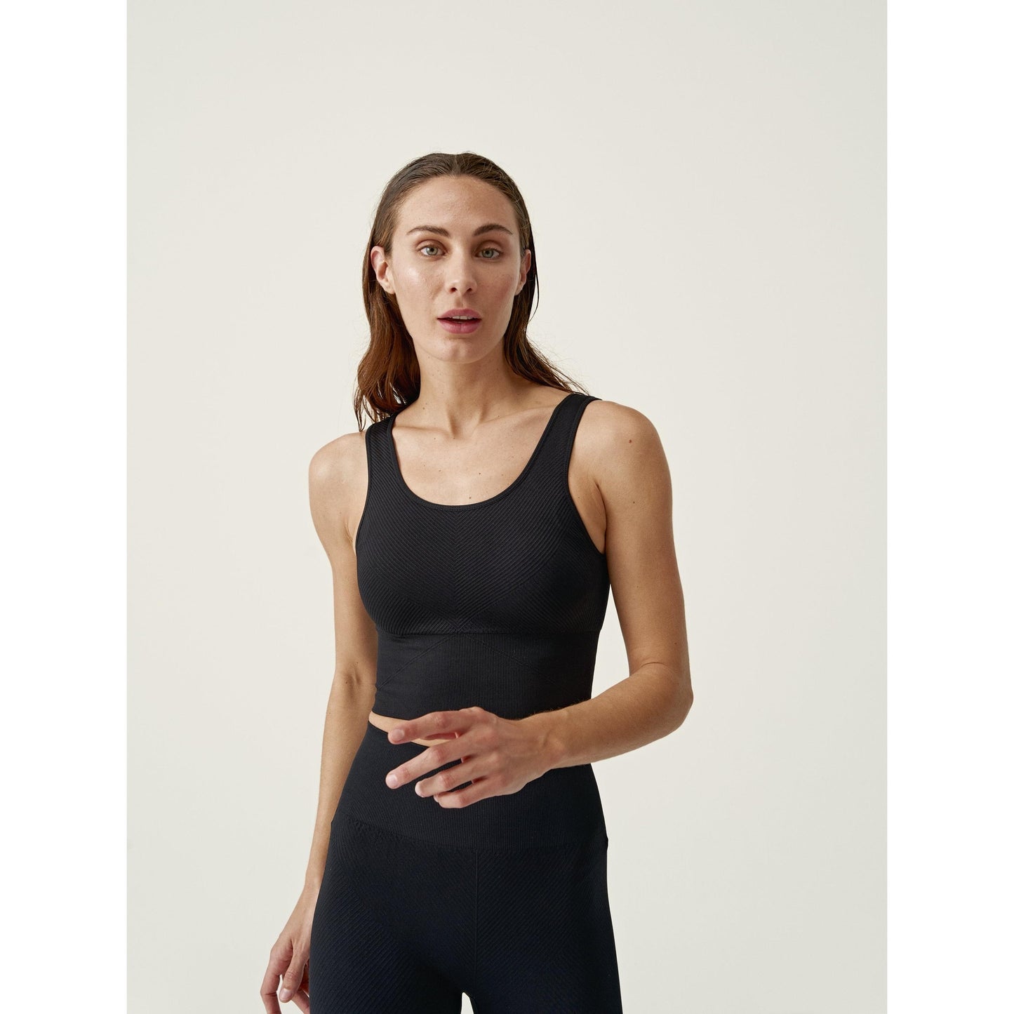 Top Chiara Black Born Living Yoga Größe XS