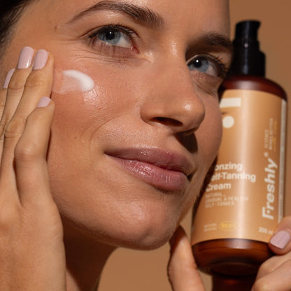 Crema autoabbronzante Bronzing Radiance Freshly 200 ml