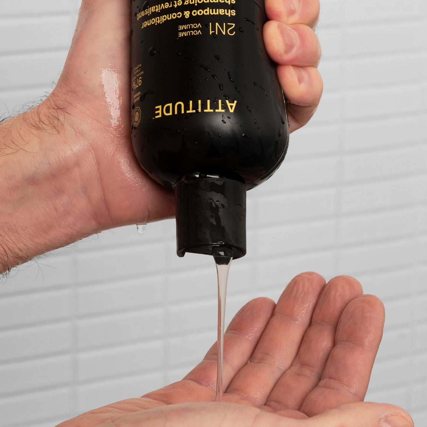 Super leaves Shampoo e balsamo 2 in 1 Volume Ambra e Agrumi 415 ml